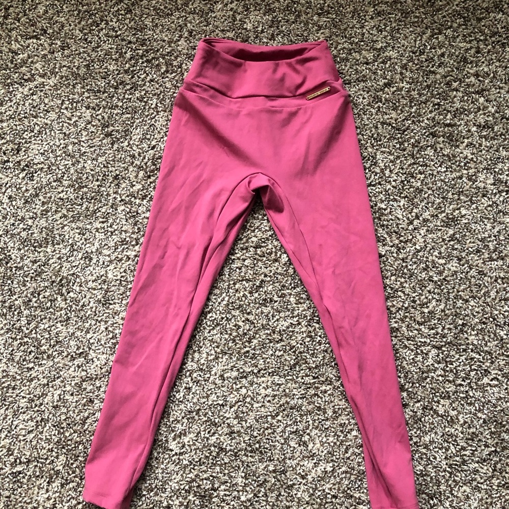 Whitney Simmons gymshark